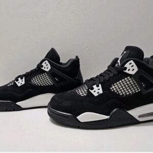 Jordan 4 White Thunder